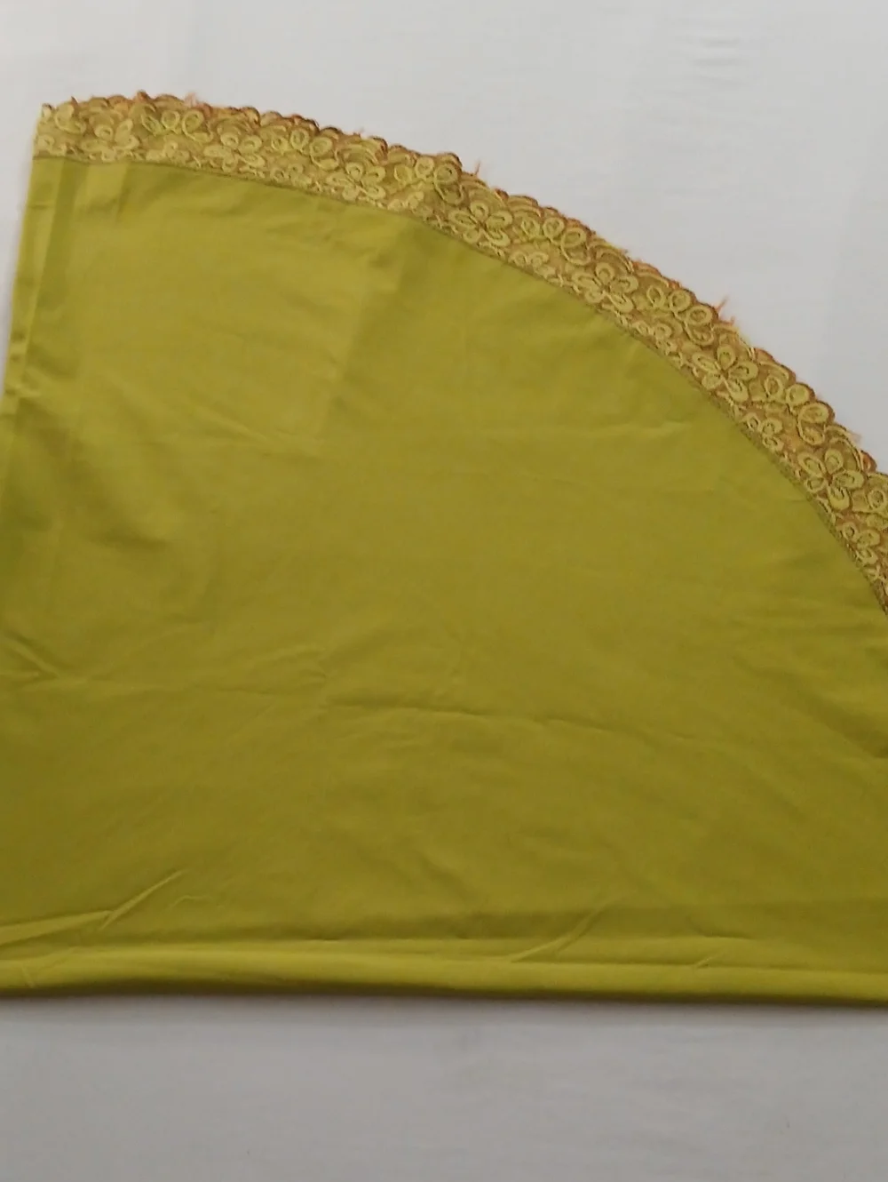 Vintage Avacado Green Tablecloth